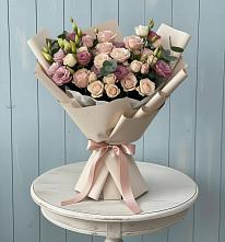Букет цветов из:  Розы и Лизиантусы в Сельниково