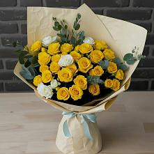 Букет цветов из:  Розы в Сельниково