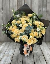 Букет цветов из:  Розы и Лизиантусы в Сельниково