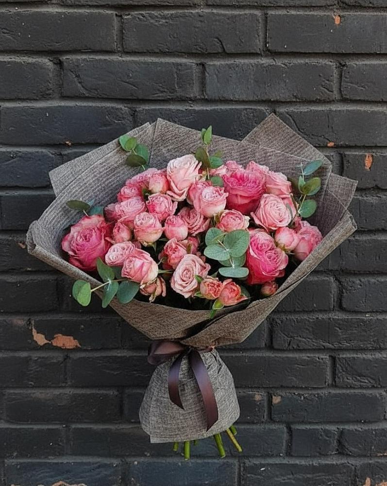 Букет цветов из: Розы в Сельниково