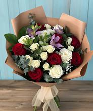 Букет цветов из:  Розы и Альстромерии в Сельниково