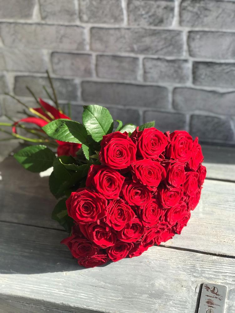 Букет Красные розы Фридом в Сельниково