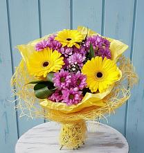 Букет цветов из:  Хризантемы и Герберы в Сельниково