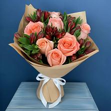 Букет цветов из:  Розы и Альстромерии в Сельниково