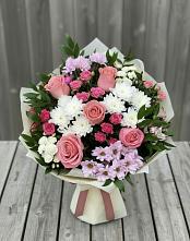 Букет цветов из:  Альстромерии, Гвоздики, Розы и Хризантемы в Сельниково