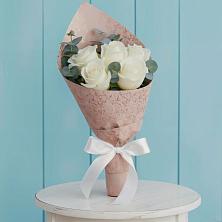 Букет цветов из:  Розы в Сельниково