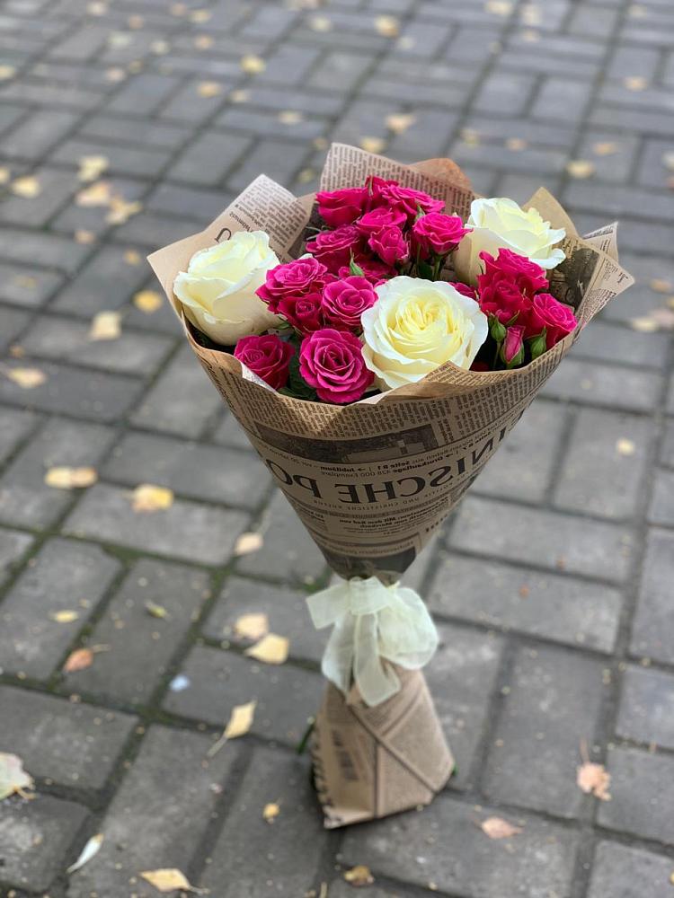 Букет цветов из: Розы в Сельниково