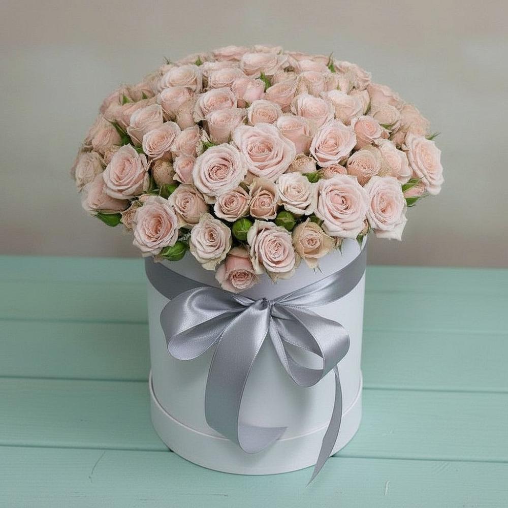 Цветочная композиция из Розы в шляпной коробке в Сельниково