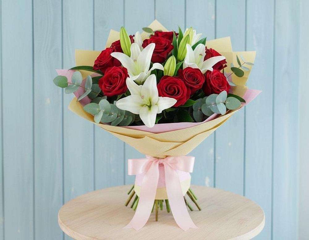 Букет цветов из: Лилии и Розы в Сельниково
